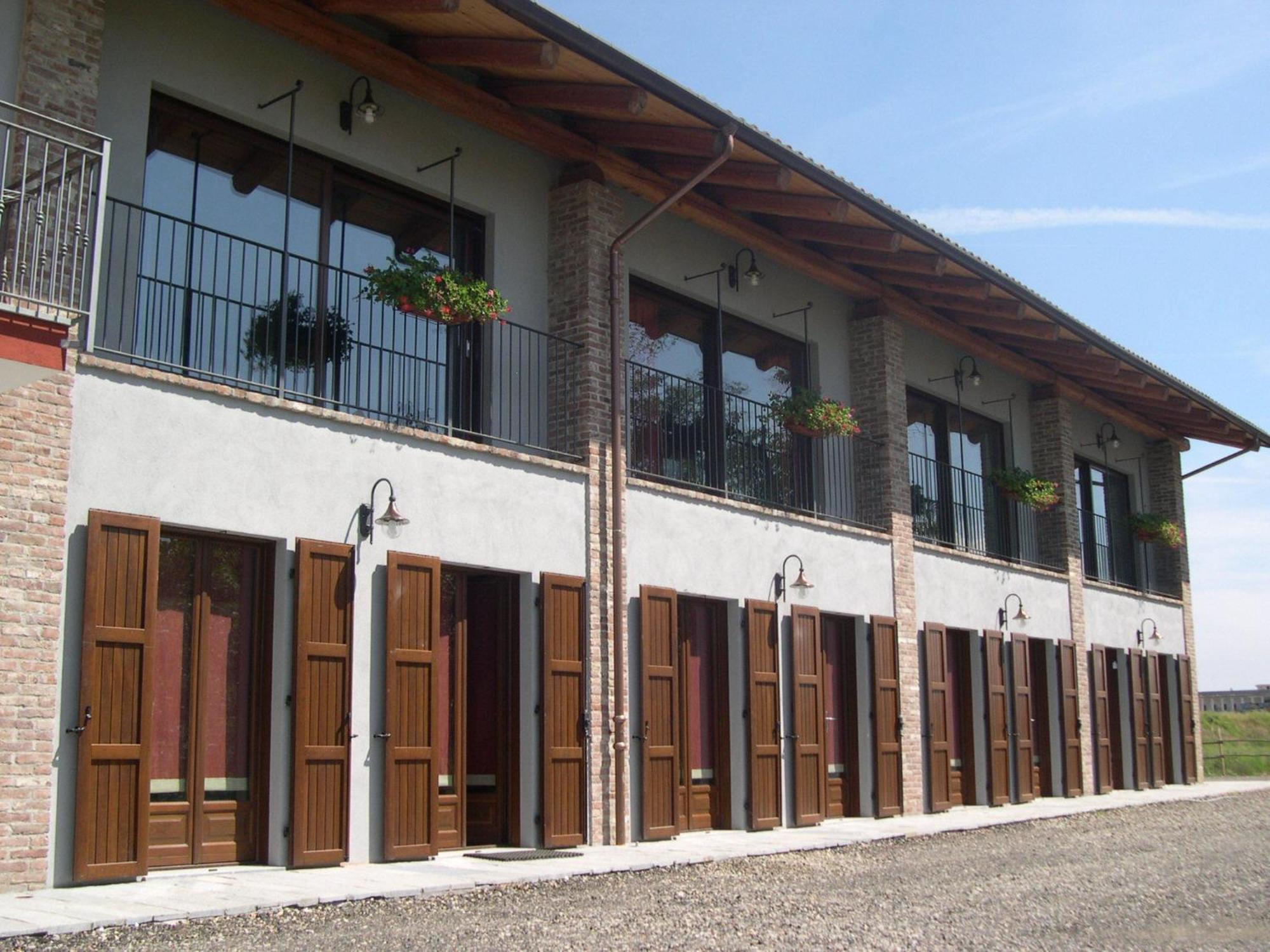 Agriturismo La Sforzata كولّينيو المظهر الخارجي الصورة